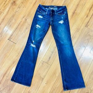 American Eagle artist stretch soft denim jeans AEO dark wash distressed wide leg